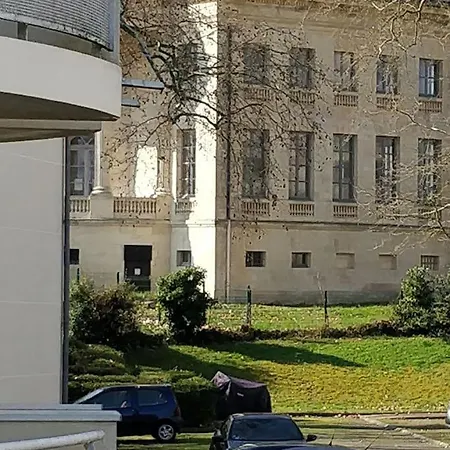 Direct Aeroport Et Centre Historique De Bordeaux Apartament *